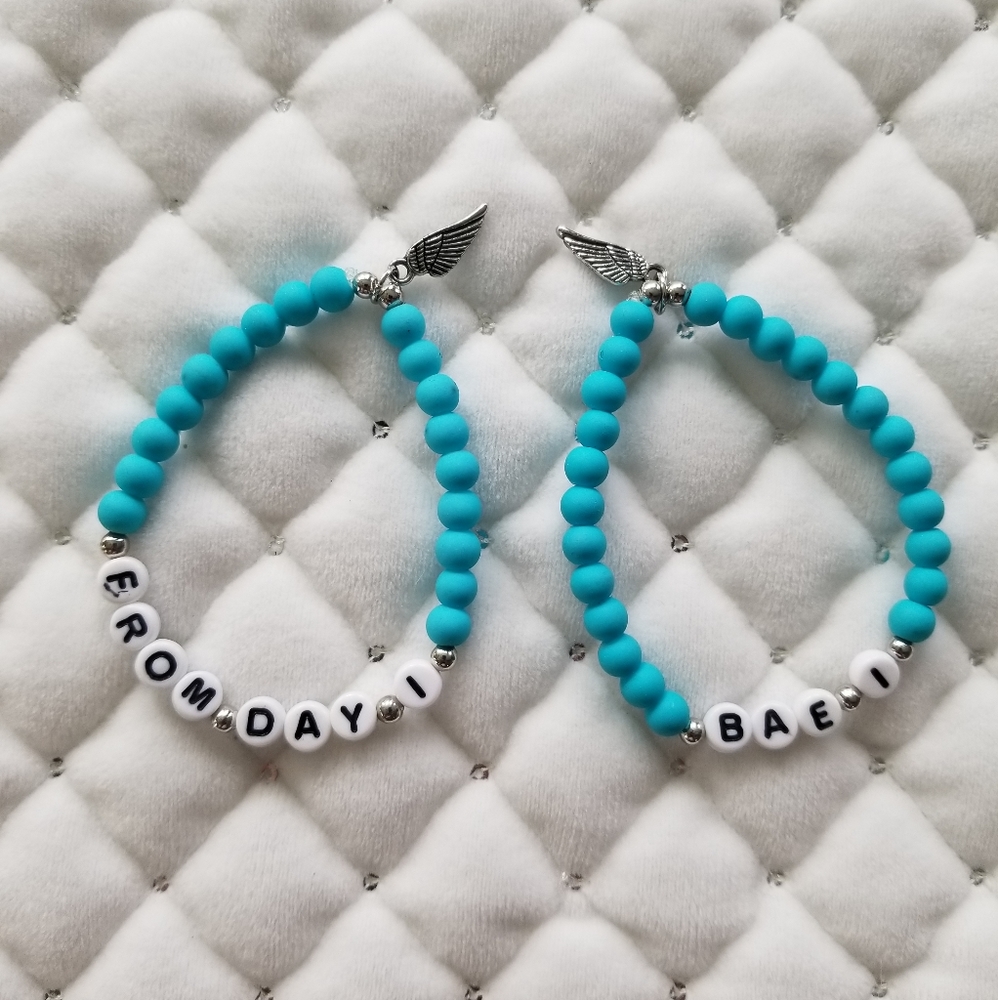 Friendship bracelets - Picture 2 of 4